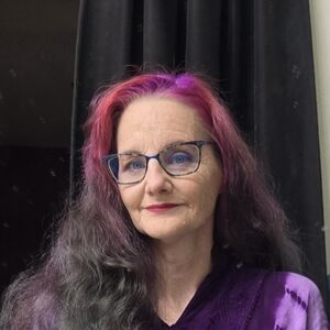 Meet your Posher, Anne